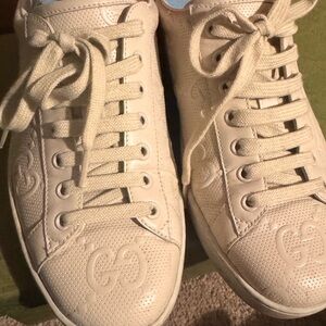 Gucci Men's Cream Sneakers